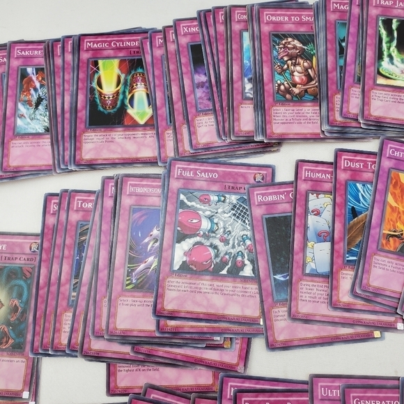 Konami Yu-Gi-Oh Trading Cards Trap Card Lot Of 190 Cards + Collectible Tin 1996 - Picture 6 of 14